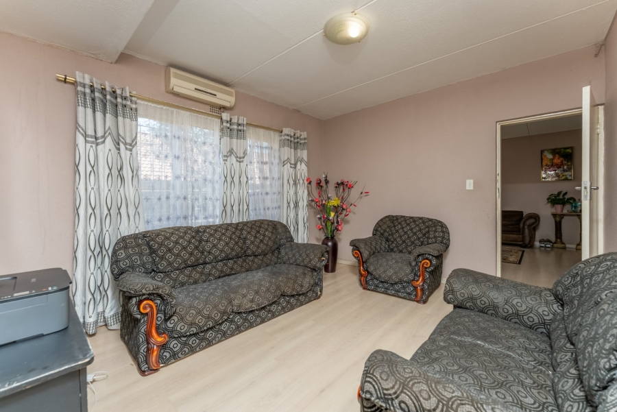 4 Bedroom Property for Sale in Terenure Gauteng