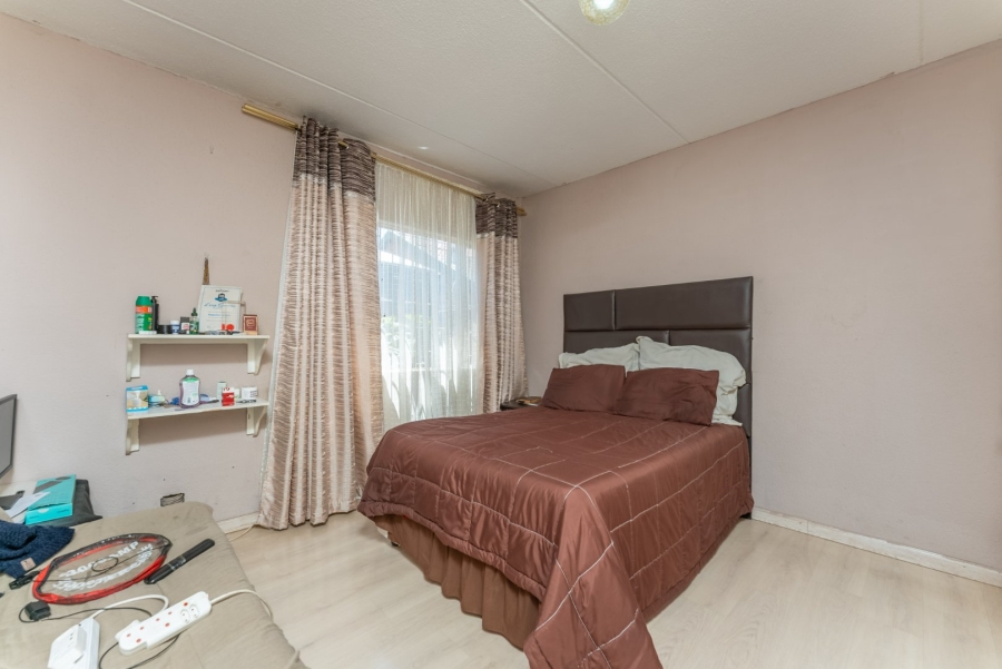 4 Bedroom Property for Sale in Terenure Gauteng