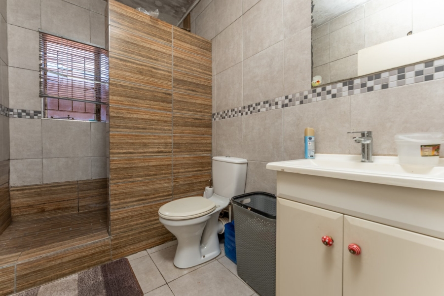 4 Bedroom Property for Sale in Terenure Gauteng