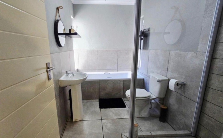 2 Bedroom Property for Sale in Jansenpark Gauteng