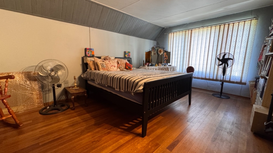 6 Bedroom Property for Sale in Three Rivers Proper Gauteng