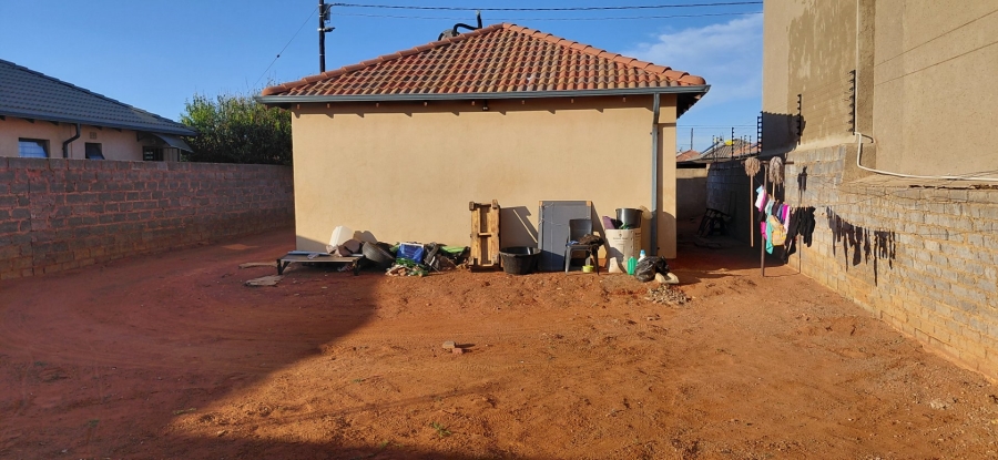 2 Bedroom Property for Sale in Protea Glen Gauteng