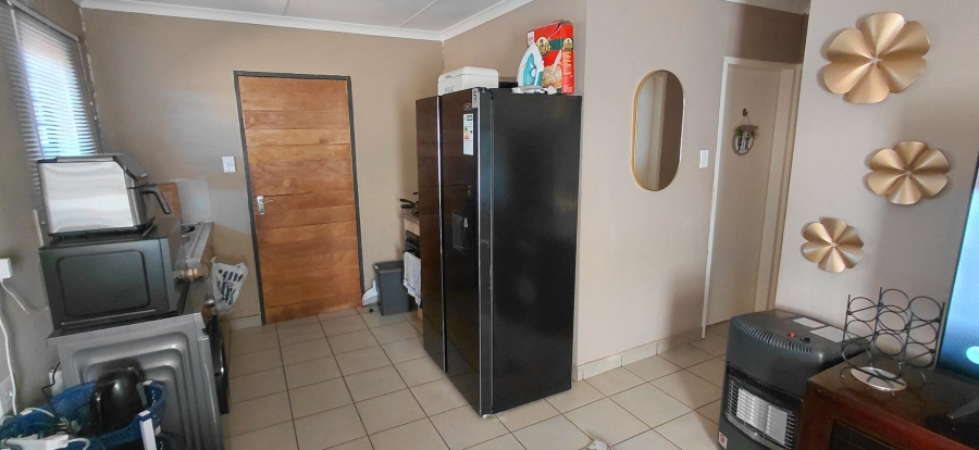 2 Bedroom Property for Sale in Protea Glen Gauteng