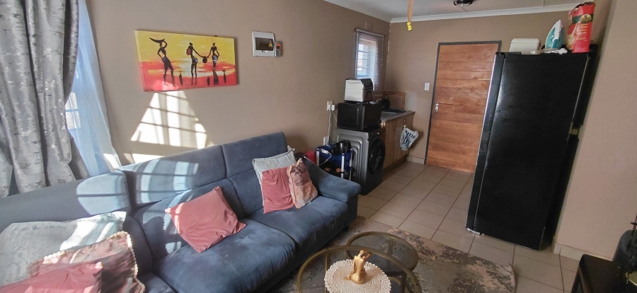 2 Bedroom Property for Sale in Protea Glen Gauteng