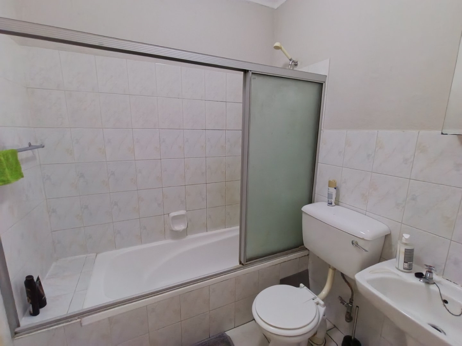 2 Bedroom Property for Sale in Lynnwood Glen Gauteng