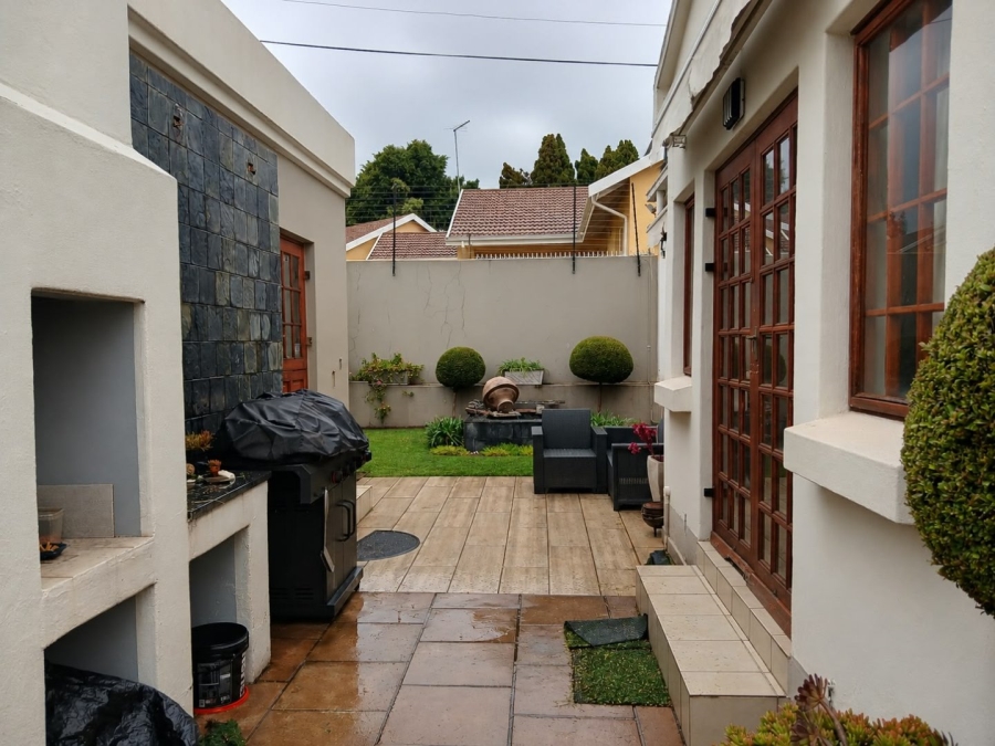 2 Bedroom Property for Sale in Halfway Gardens Gauteng