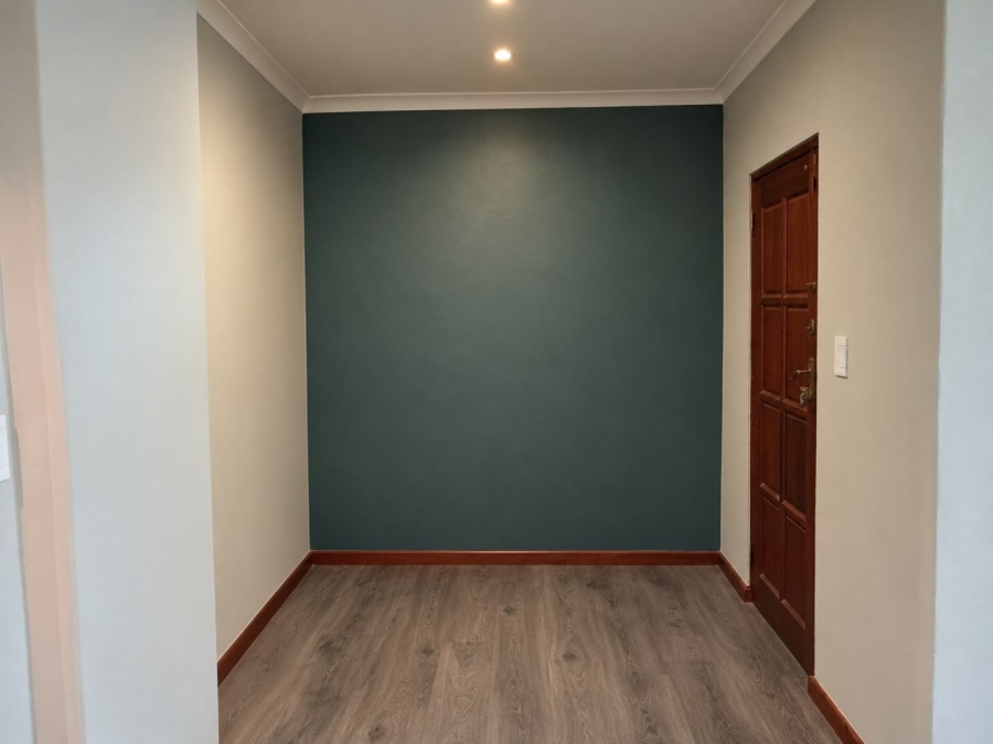 2 Bedroom Property for Sale in Halfway Gardens Gauteng