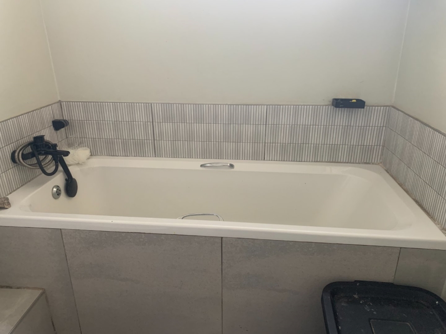 To Let 2 Bedroom Property for Rent in Lyttelton Manor Gauteng