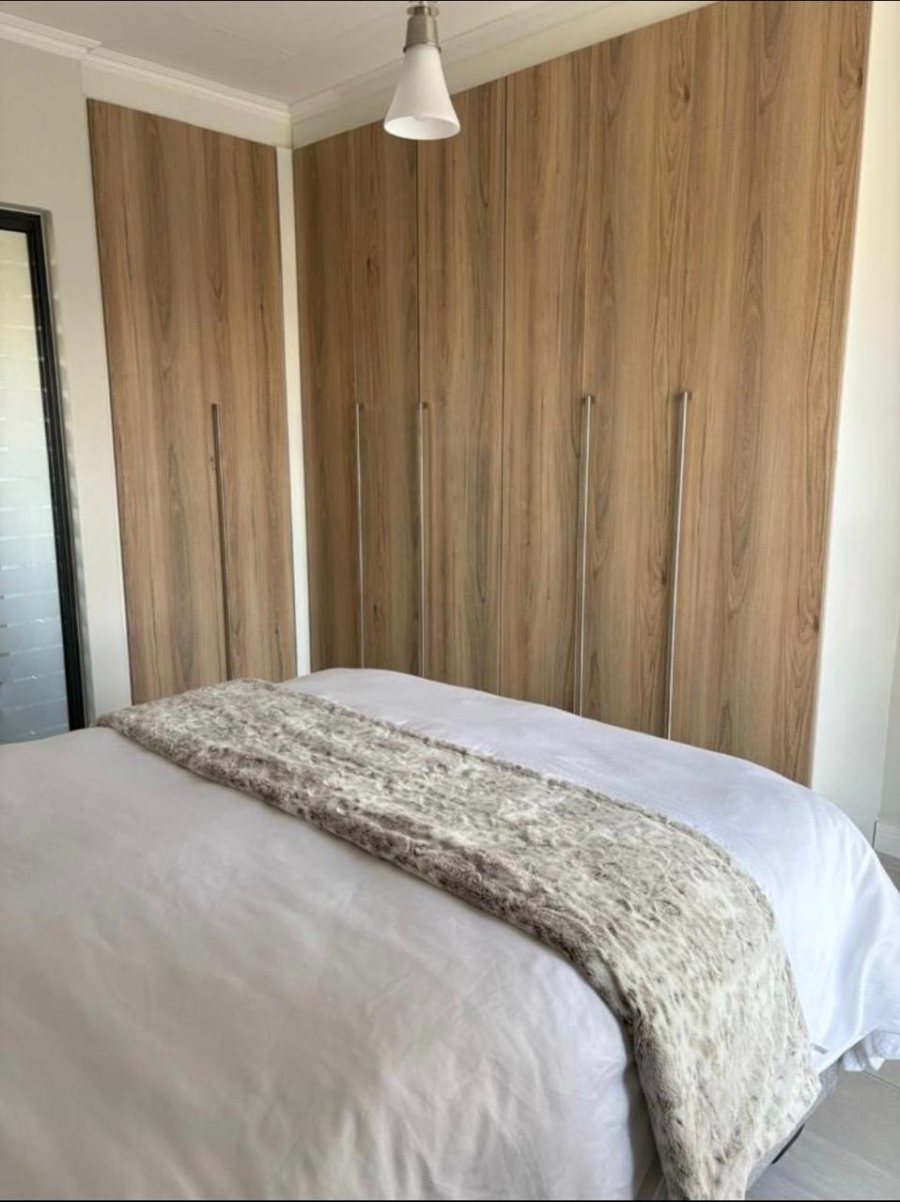To Let 1 Bedroom Property for Rent in Waterfall Gauteng