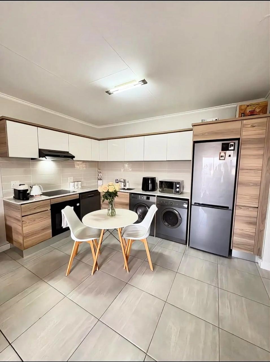 To Let 1 Bedroom Property for Rent in Waterfall Gauteng