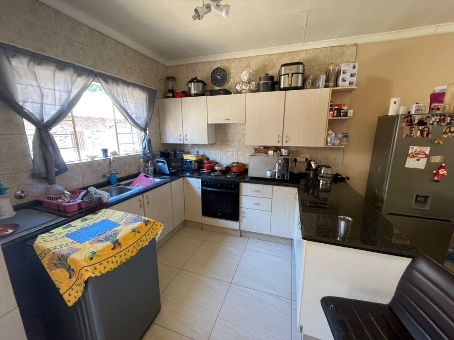 To Let 3 Bedroom Property for Rent in Mayfield Park Gauteng
