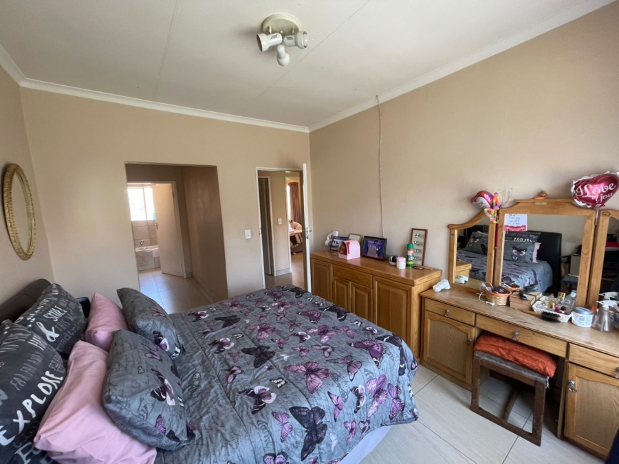 To Let 3 Bedroom Property for Rent in Mayfield Park Gauteng