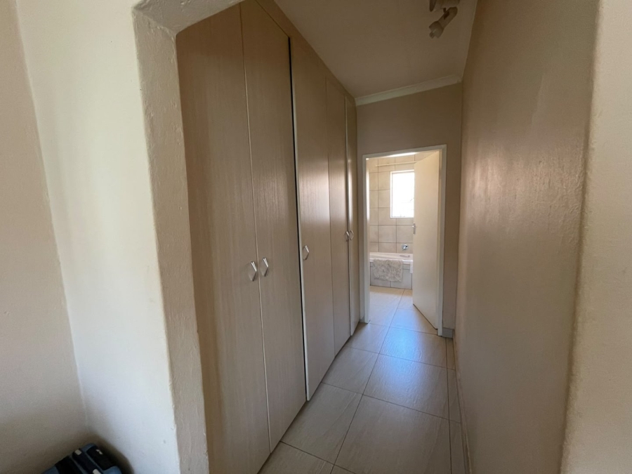 To Let 3 Bedroom Property for Rent in Mayfield Park Gauteng