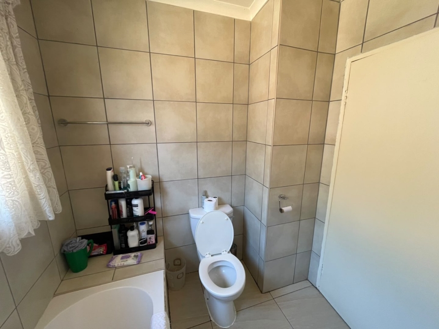 To Let 3 Bedroom Property for Rent in Mayfield Park Gauteng