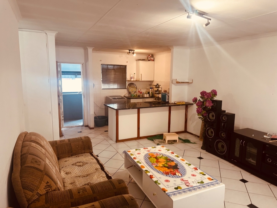 3 Bedroom Property for Sale in Mondeor Gauteng