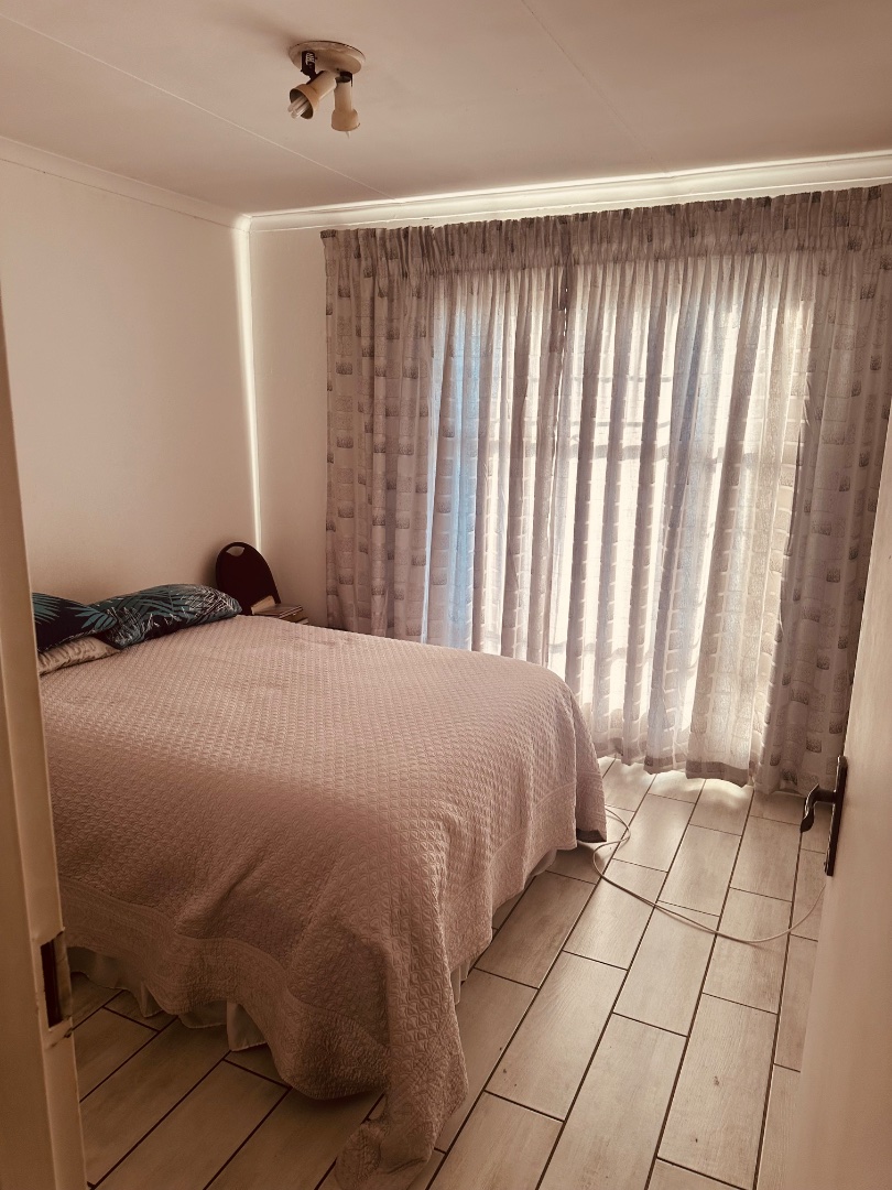 3 Bedroom Property for Sale in Mondeor Gauteng