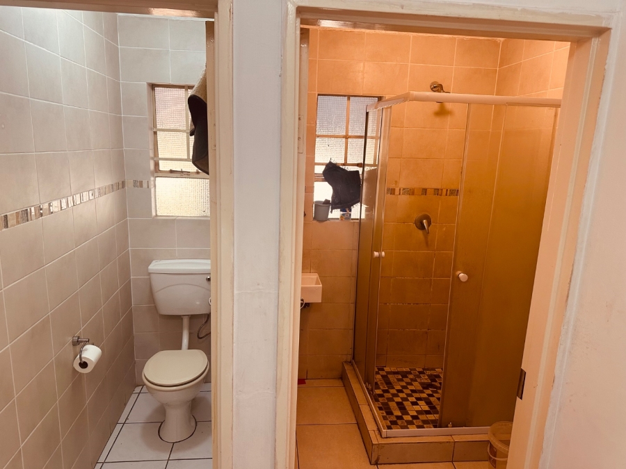 3 Bedroom Property for Sale in Mondeor Gauteng