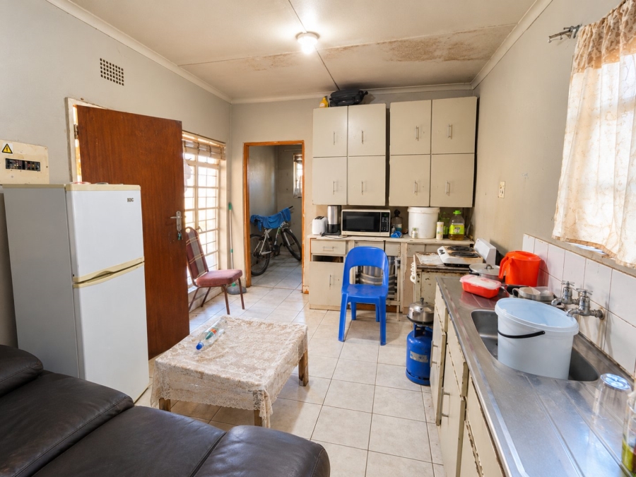 6 Bedroom Property for Sale in Kempton Park Ah Gauteng