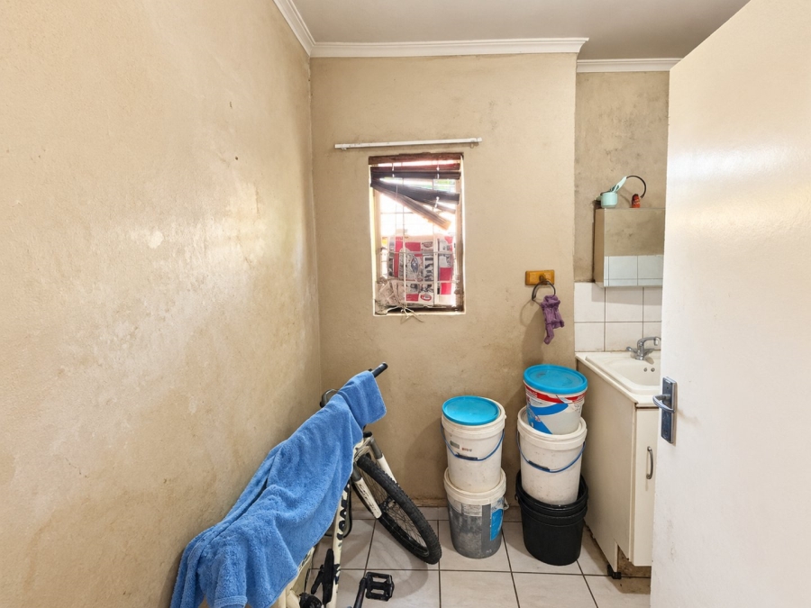 6 Bedroom Property for Sale in Kempton Park Ah Gauteng