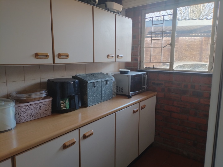 3 Bedroom Property for Sale in Selection Park Gauteng