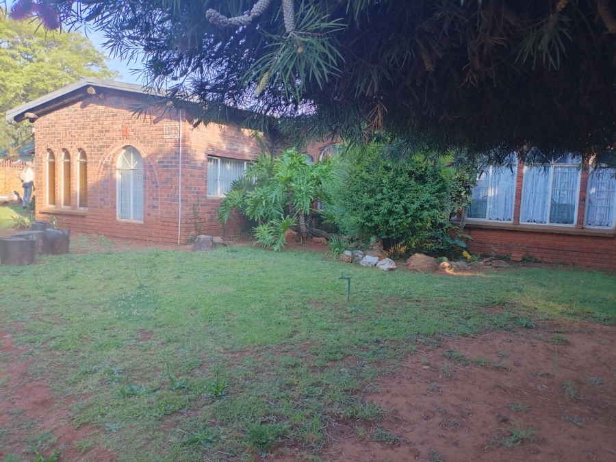 3 Bedroom Property for Sale in Selection Park Gauteng