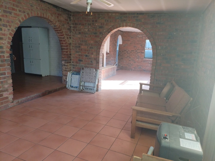 3 Bedroom Property for Sale in Selection Park Gauteng