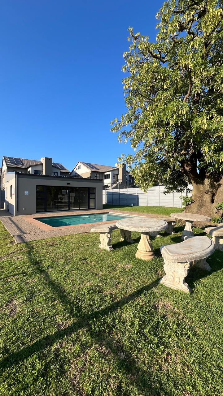 2 Bedroom Property for Sale in Norton Park Gauteng