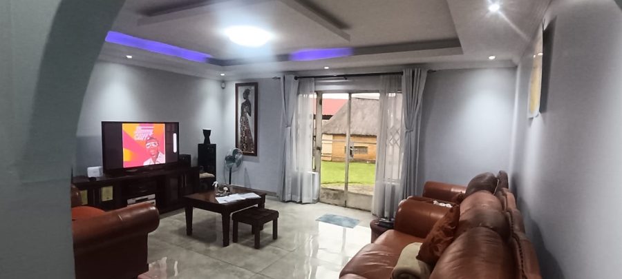 3 Bedroom Property for Sale in Klippoortje Gauteng