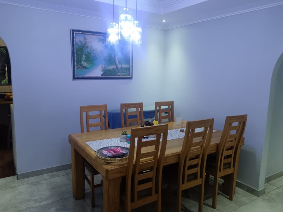 3 Bedroom Property for Sale in Klippoortje Gauteng