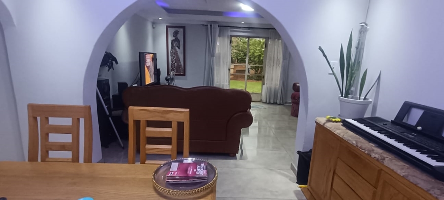 3 Bedroom Property for Sale in Klippoortje Gauteng