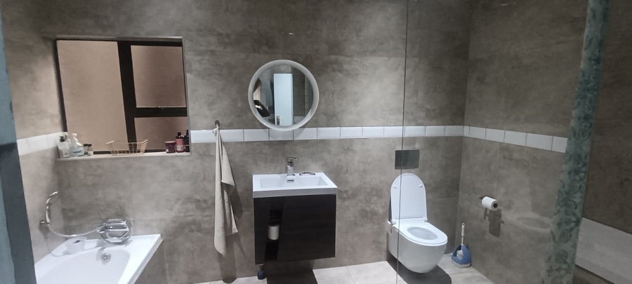 3 Bedroom Property for Sale in Klippoortje Gauteng