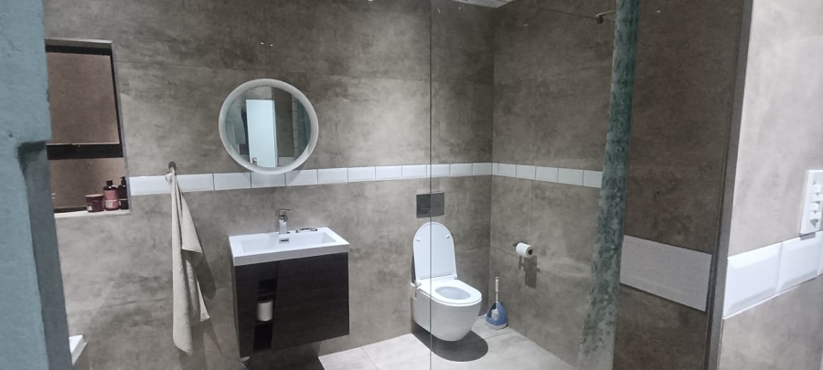3 Bedroom Property for Sale in Klippoortje Gauteng