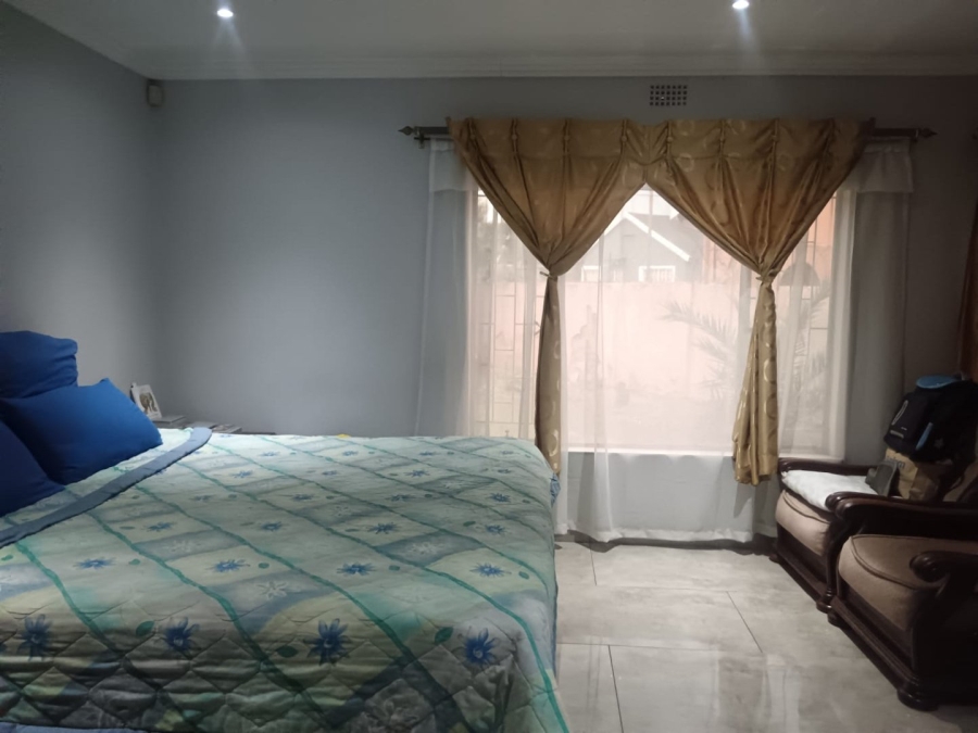 3 Bedroom Property for Sale in Klippoortje Gauteng