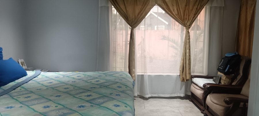 3 Bedroom Property for Sale in Klippoortje Gauteng