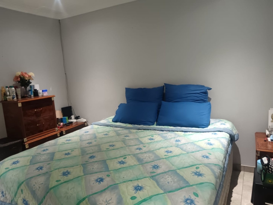 3 Bedroom Property for Sale in Klippoortje Gauteng