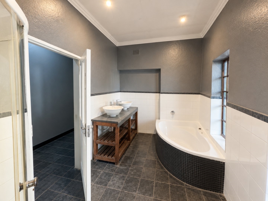 4 Bedroom Property for Sale in Kempton Park Ext 4 Gauteng