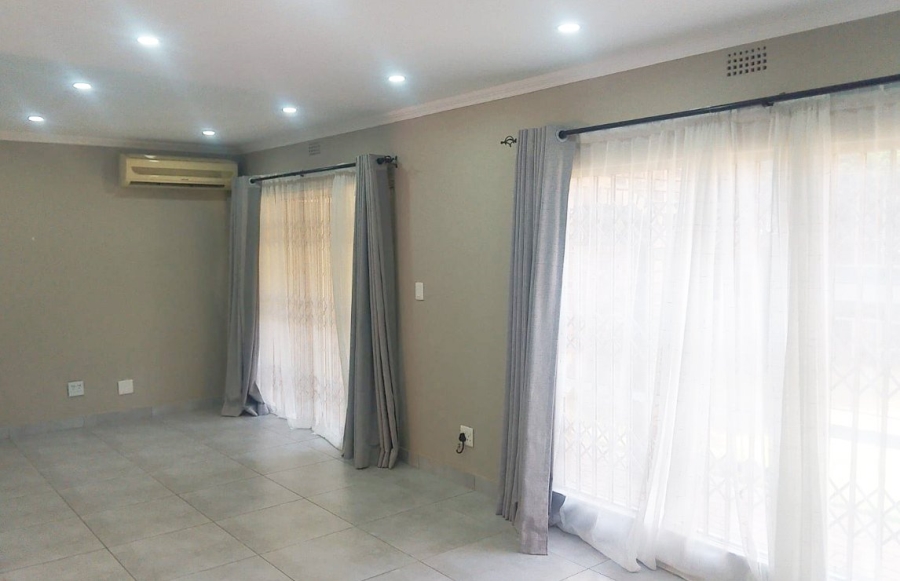 3 Bedroom Property for Sale in Glenvista Gauteng