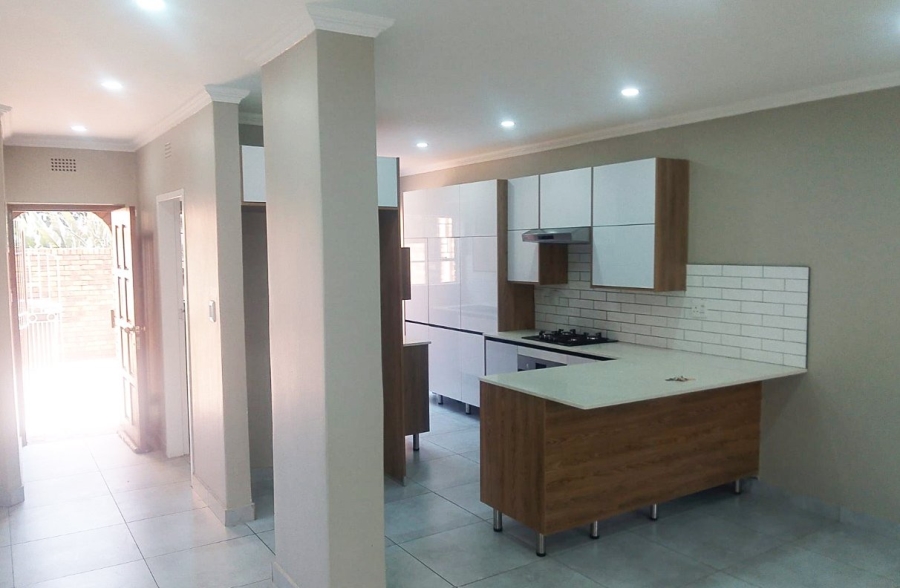3 Bedroom Property for Sale in Glenvista Gauteng