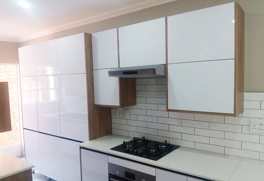 3 Bedroom Property for Sale in Glenvista Gauteng