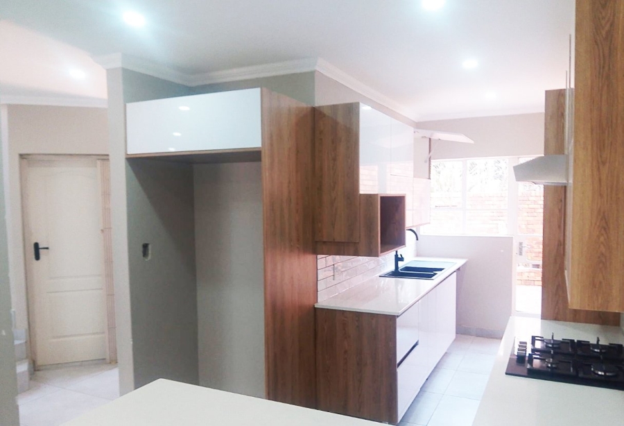 3 Bedroom Property for Sale in Glenvista Gauteng