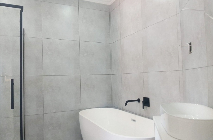 3 Bedroom Property for Sale in Glenvista Gauteng