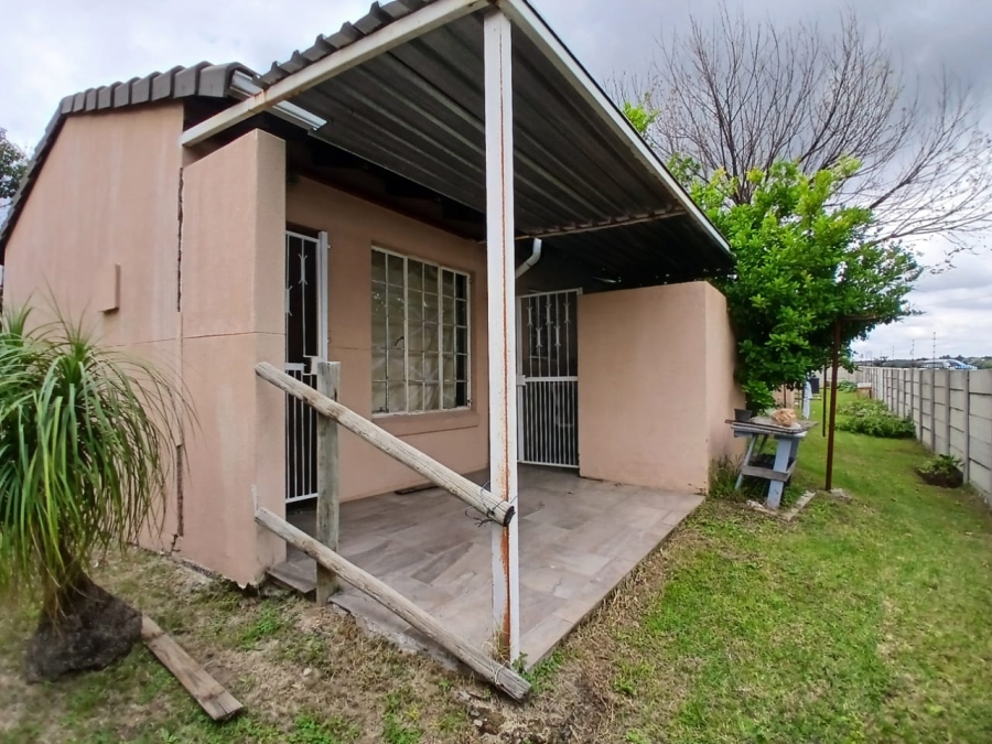 To Let 3 Bedroom Property for Rent in Country View Gauteng