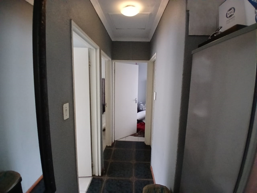 To Let 3 Bedroom Property for Rent in Country View Gauteng