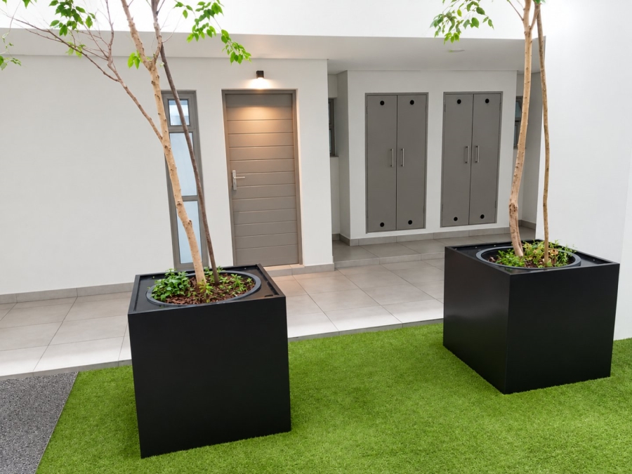 2 Bedroom Property for Sale in Rosebank Gauteng