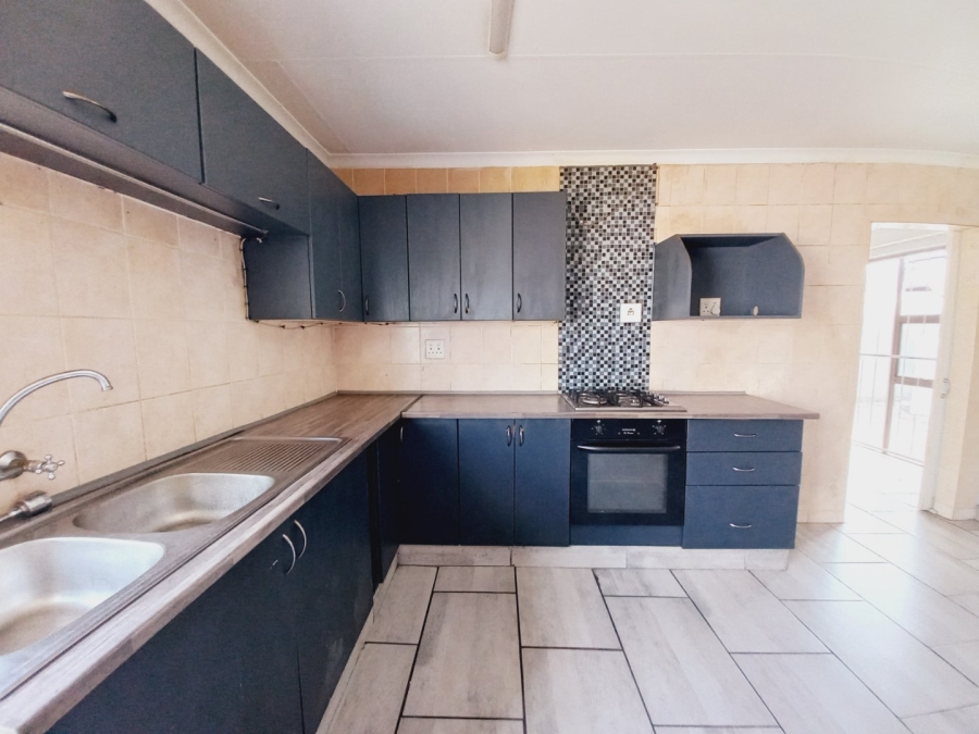 To Let 2 Bedroom Property for Rent in Gerdview Gauteng