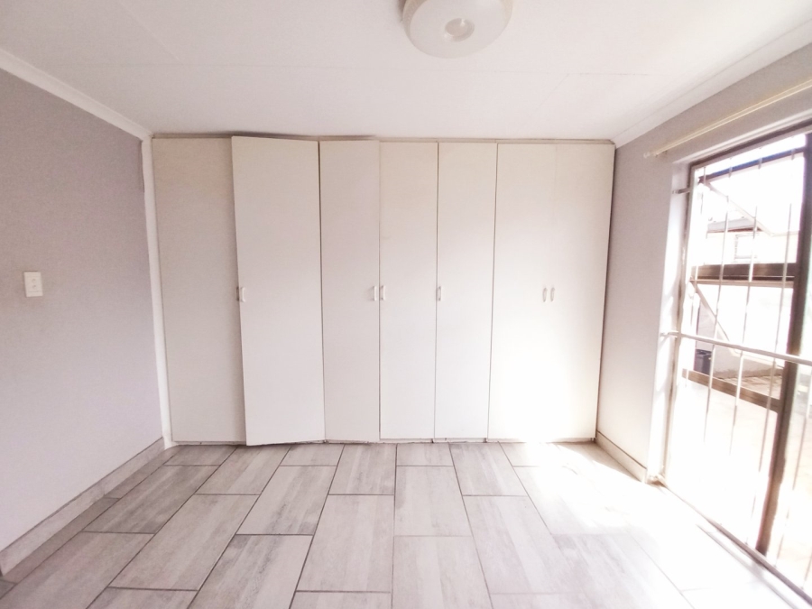 To Let 2 Bedroom Property for Rent in Gerdview Gauteng