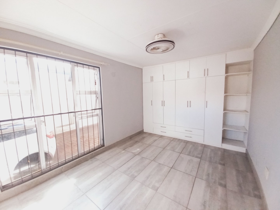 To Let 2 Bedroom Property for Rent in Gerdview Gauteng