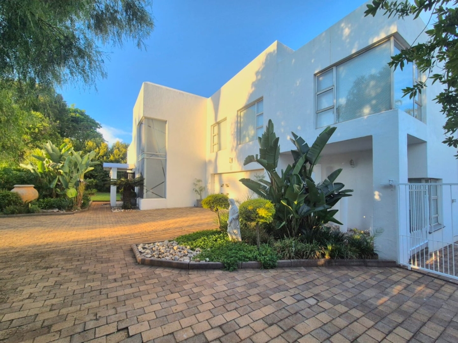 4 Bedroom Property for Sale in Eldoraigne Gauteng