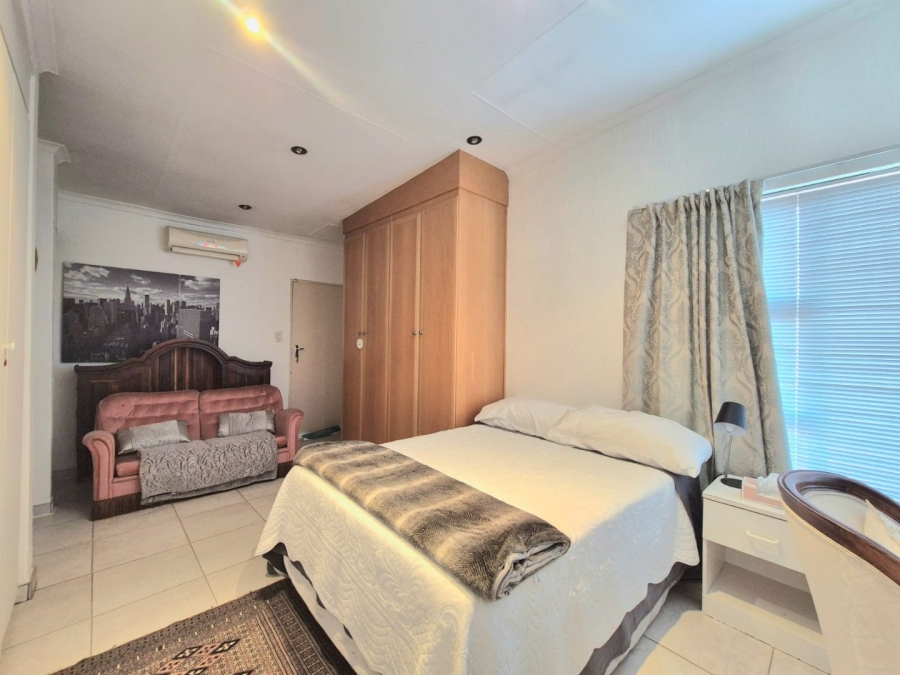 4 Bedroom Property for Sale in Eldoraigne Gauteng