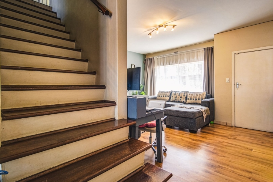 2 Bedroom Property for Sale in Rhodesfield Gauteng